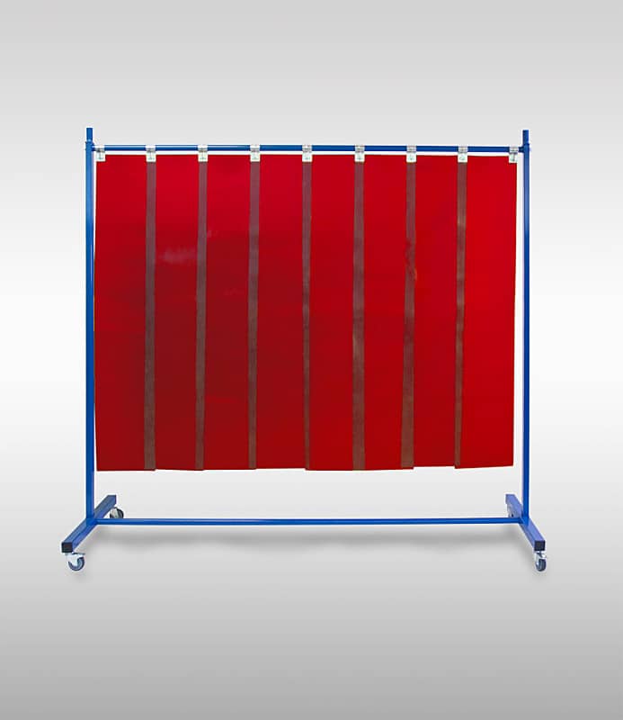 Mobile protection for welding with flexible PVC strips of screens